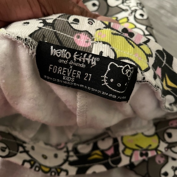 Sweatsuit - Picture 3 of 3